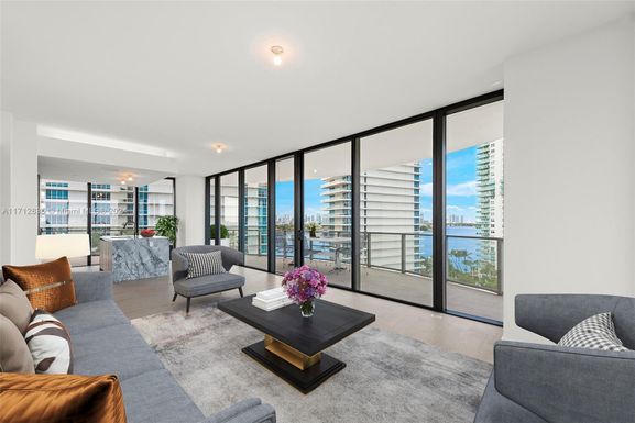 500 Alton # 1005, Miami Beach FL 33139