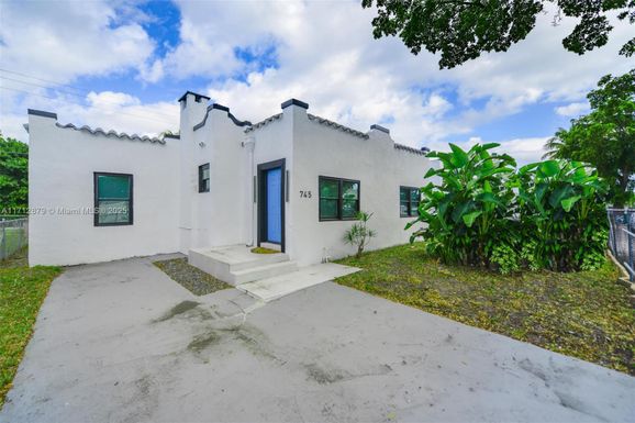 745 NW 47th Ter, Miami FL 33127