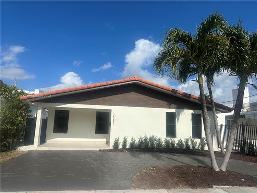 3983 SW 2st, Miami FL 33134