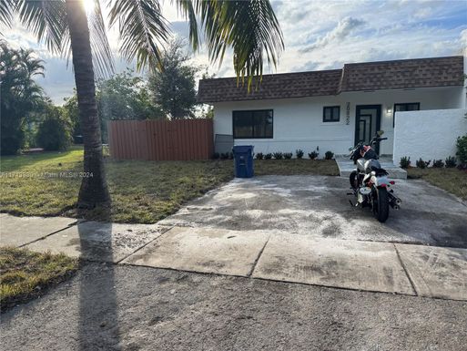 20822 NW 23rd Ave # 0, Miami Gardens FL 33056