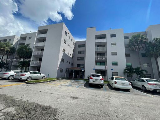 8075 NW 7th St # 511, Miami FL 33126