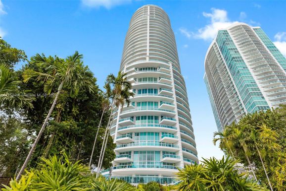 2127 Brickell Ave # 2804, Miami FL 33129