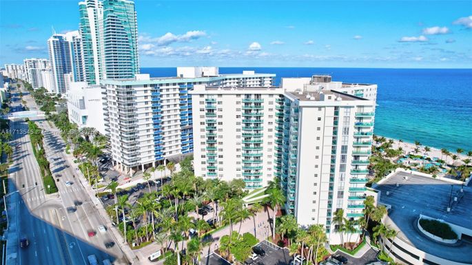 3801 S Ocean Dr # 6Z, Hollywood FL 33019