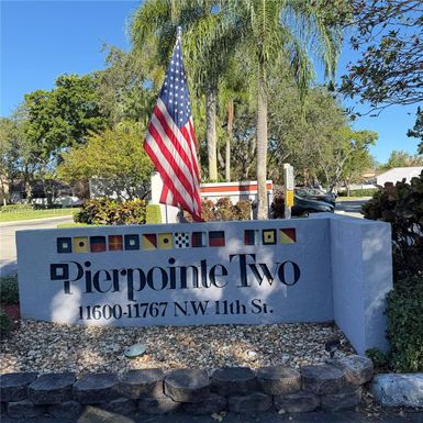 11604 NW 11th St # 11604, Pembroke Pines FL 33026