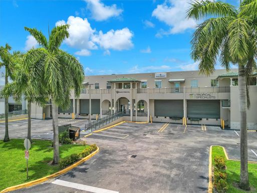 2470 NW 102nd Pl # 203, Doral FL 33172