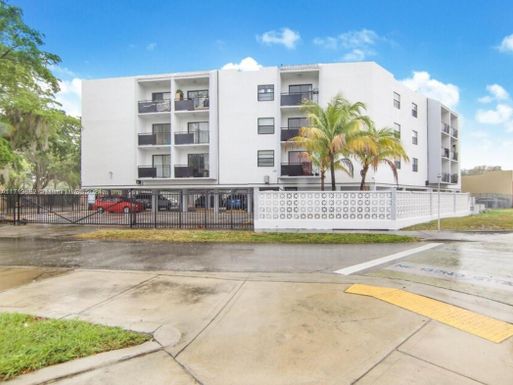 888 NE 132nd St # 303, North Miami FL 33161