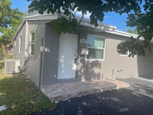 731 NE 57, Oakland Park FL 33334