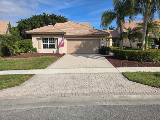 8800 Shoal Creek Ln, Boynton Beach FL 33472