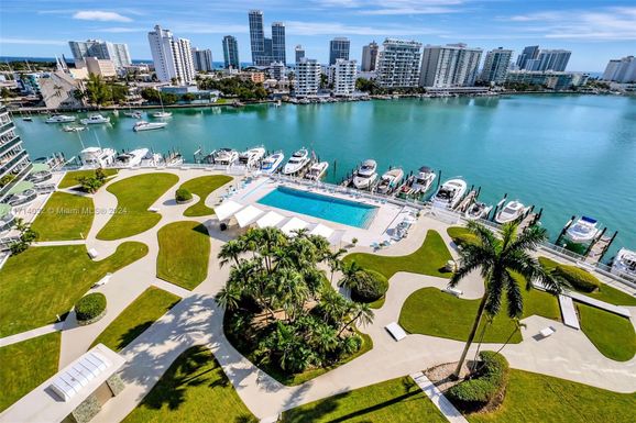 900 Bay Dr # 918, Miami Beach FL 33141