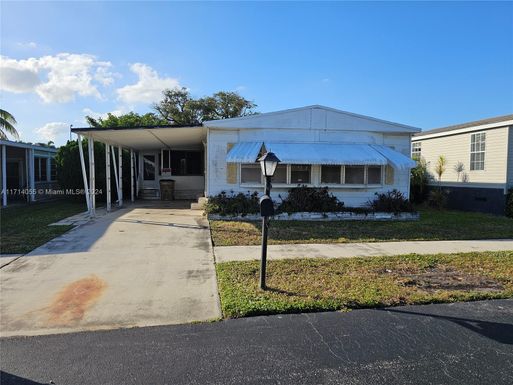 5337 NW 1st Ave, Deerfield Beach FL 33064