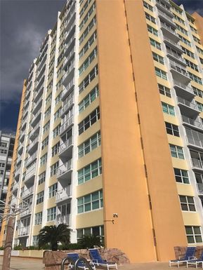 1410 S Ocean Dr # 804, Hollywood FL 33019