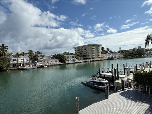 8435 Crespi Blvd # 6, Miami Beach FL 33141