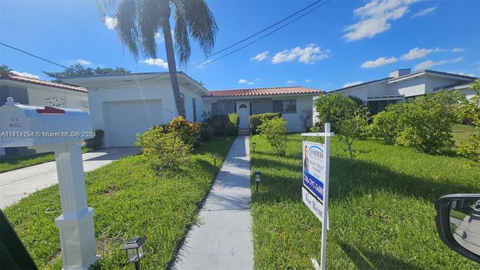 9356 Byron Ave # 00, Surfside FL 33154