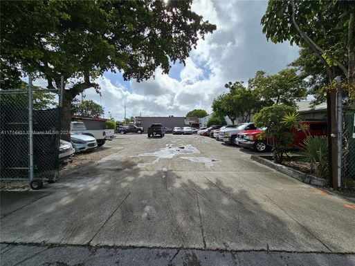 2110 SW 58th Ave, West Park FL 33023