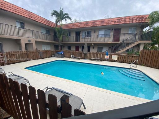 3050 NE 5th Ter # 10, Wilton Manors FL 33334