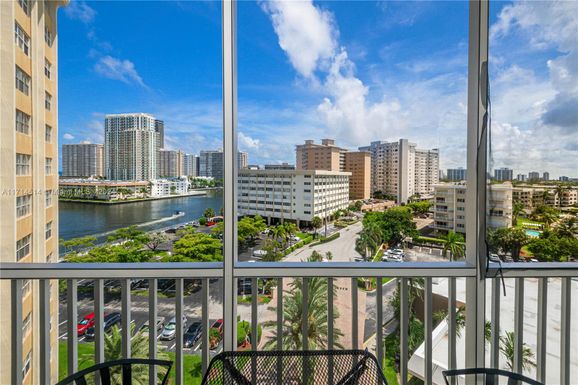 100 Golden Isles Dr # 814, Hallandale Beach FL 33009