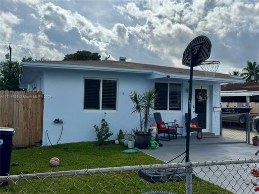 9228 SW 37th St, Miami FL 33165