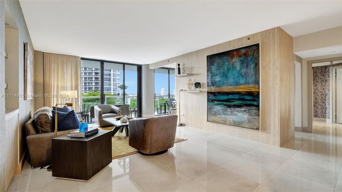 4000 ISLAND BL # 803, Aventura FL 33160