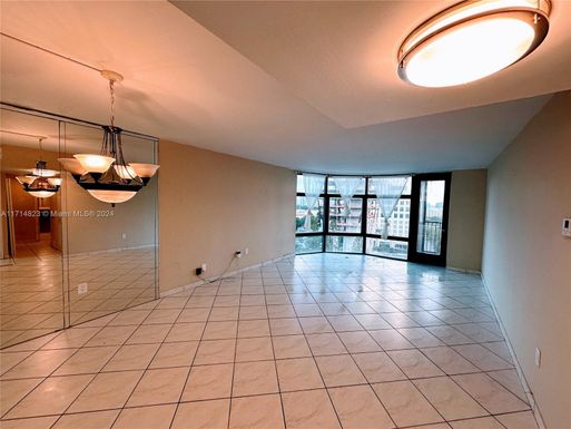 20100 W Country Club Dr # 1107, Aventura FL 33180