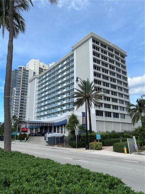 19201 Collins Ave # 647, Sunny Isles Beach FL 33160