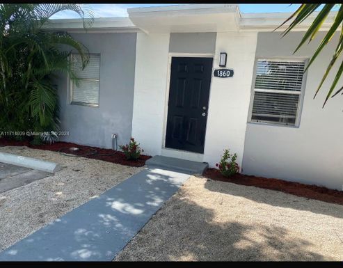 1860 NW 59th St, Miami FL 33142