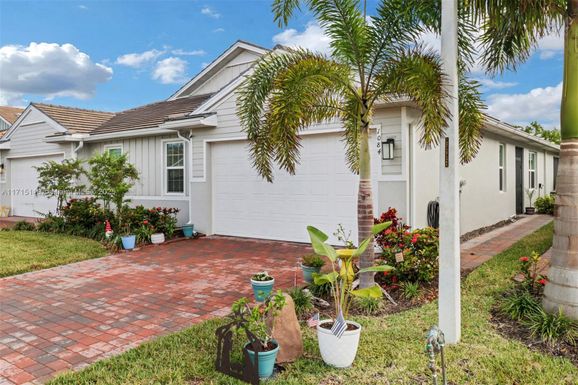 1084 Tranquil Brook Dr, Other City - In The State Of Florida FL 34114