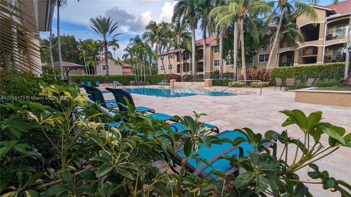 220 SW 116th Ave # 15, Pembroke Pines FL 33025