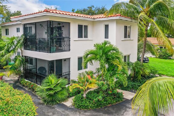 2722 S Le Jeune Rd # 2722, Coral Gables FL 33134