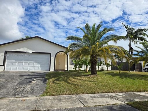 25921 SW 130th Ave, Homestead FL 33032