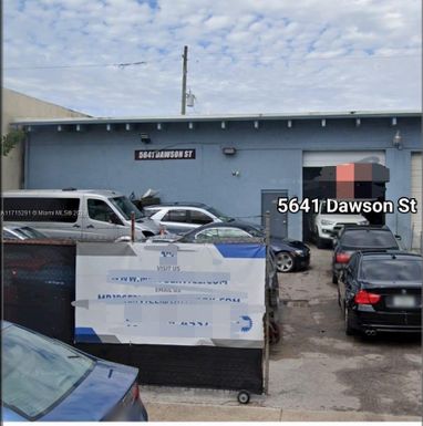 5641 Dawson St, Hollywood FL 33023