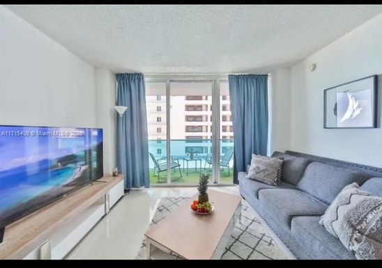 4001 S Ocean Dr # 7L, Hollywood FL 33019