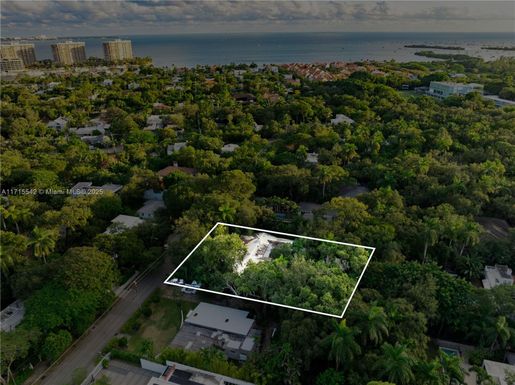 2850 Natoma St, Coconut Grove FL 33133