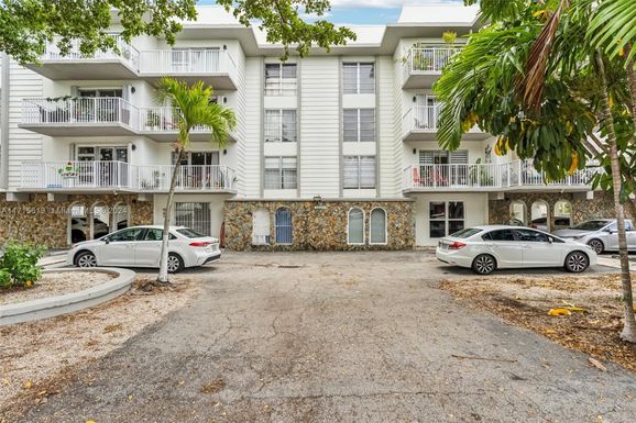 1220 71st St # 46, Miami Beach FL 33141