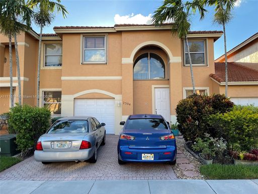 2304 NW 162nd Way # 2304, Pembroke Pines FL 33028