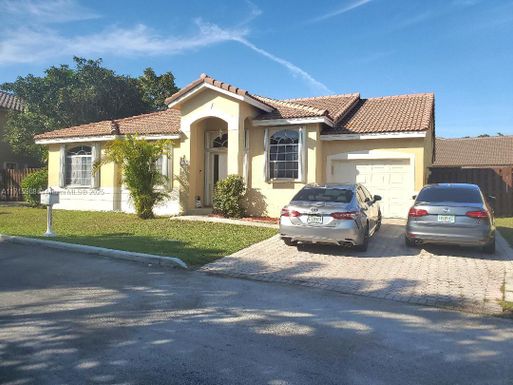 15359 SW 43rd Ln, Miami FL 33185