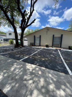 5511 SW 43rd Ter # A, Dania Beach FL 33314