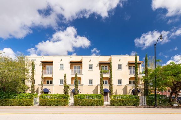 343 Madeira Ave, Coral Gables FL 33134