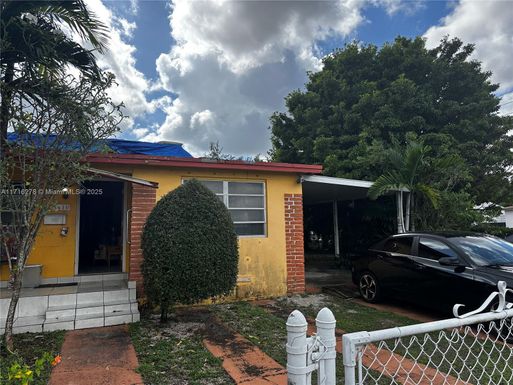 5410 SW 2nd St, Miami FL 33134