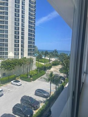 19201 Collins Ave # 330, Sunny Isles Beach FL 33160