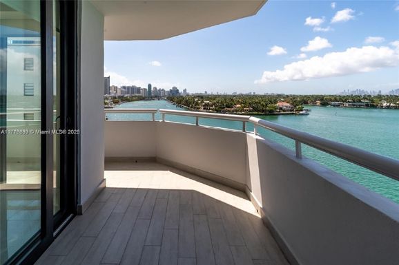 6830 Indian Creek Dr # 8E, Miami Beach FL 33141