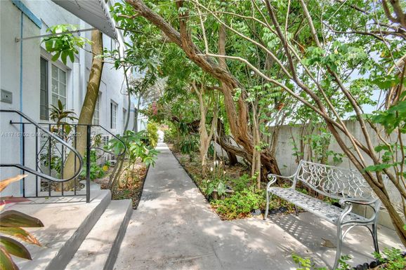 1619 Meridian Ave # 5, Miami Beach FL 33139