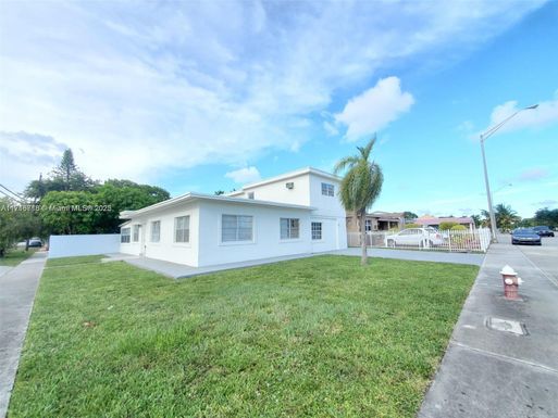 291 W 41st St # 0, Hialeah FL 33012