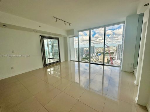 1040 Biscayne Blvd # 3505, Miami FL 33132