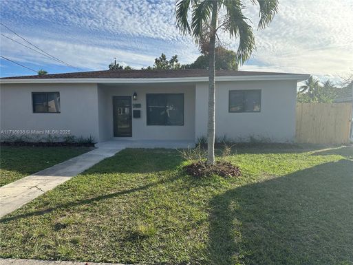 830 NE 171st St, North Miami Beach FL 33162