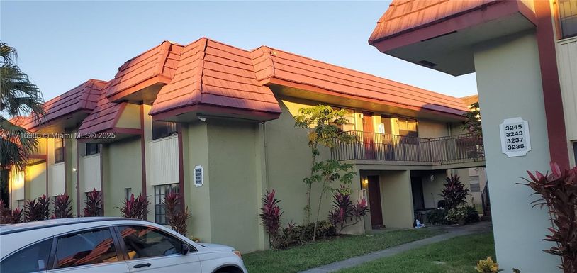 3249 NW 104th Ave # 3249, Coral Springs FL 33065