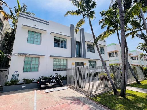 526 15th St # 15, Miami Beach FL 33139