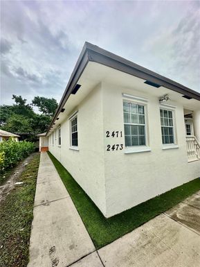 2473 NW 18 TH TER # 2473, Miami FL 33126