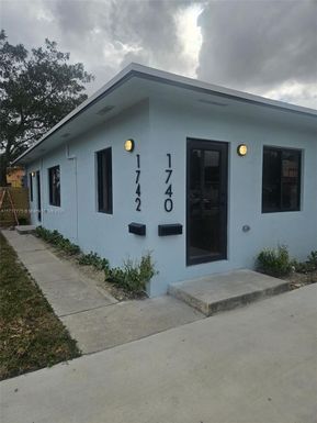 1740 NW 52nd St # 1740, Miami FL 33142