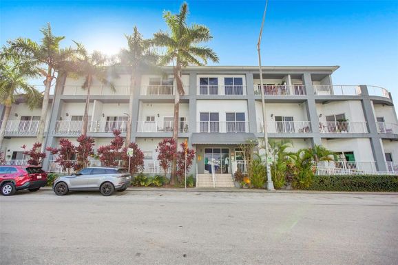 2734 Bird Ave # 201, Miami FL 33133