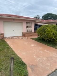 4907 NW 55th Ct, Tamarac FL 33319